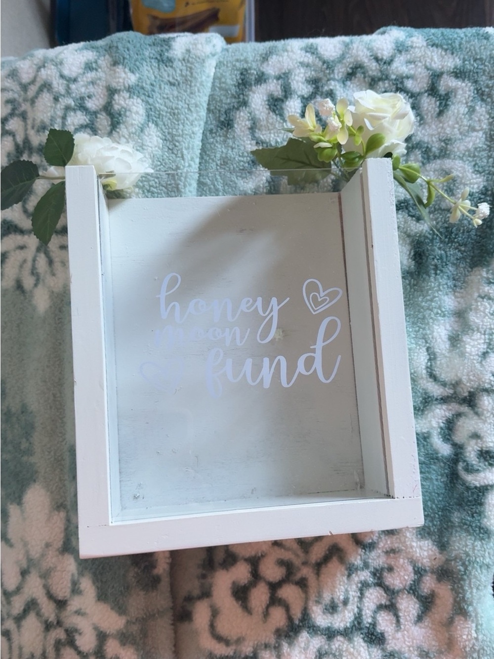 White 'Honey Moon Fund' Decorative Wall Box - Home Wall Decor